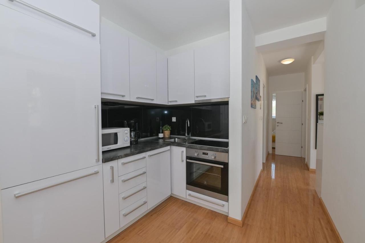 נובליה Apartment Funtastic With Private Pool מראה חיצוני תמונה